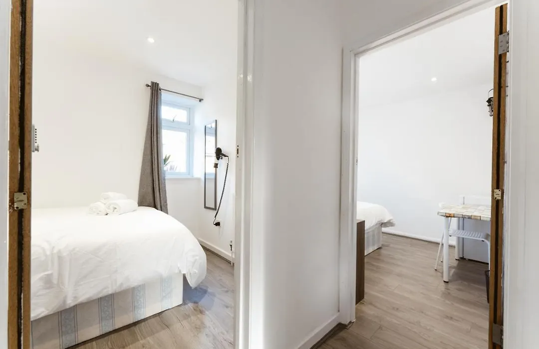 Stepney Green Beds To Stay 24-1