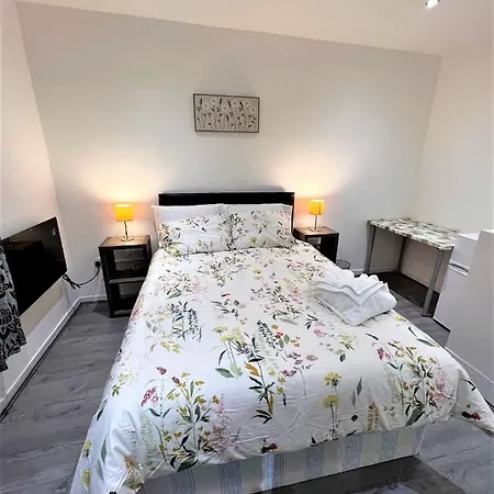 Stepney Green Beds To Stay 24-2